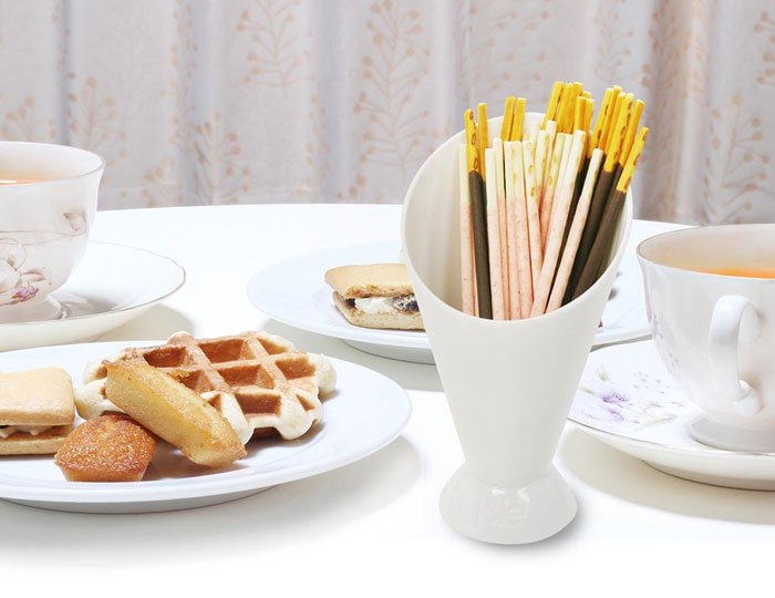 Dipping Cone Plastic French Fry Cone With Dipping Cup