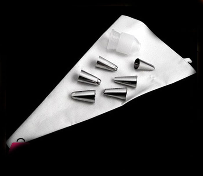 Cake Decoration Silicone Icing Bag With 6 Nozzles