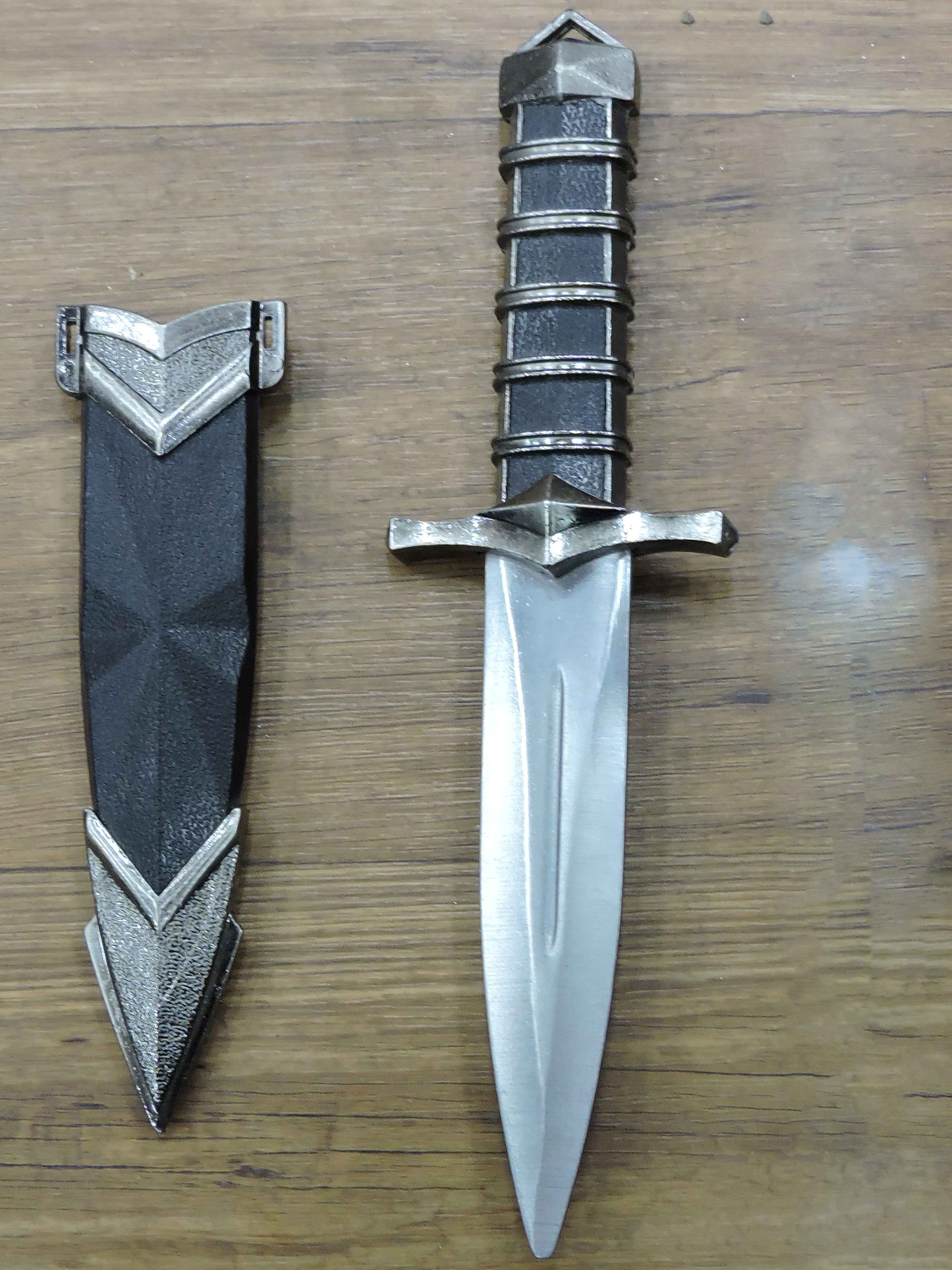 Chinese-Sword-Decoration-Steel-Blade-No-Edge-28-Cm.