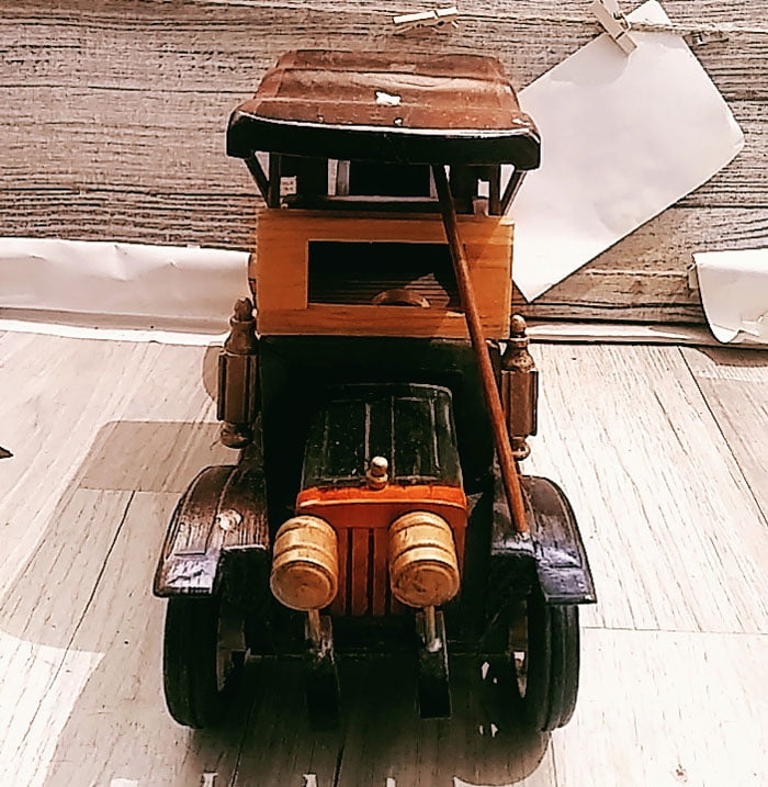 Wooden Antique Car Table Decoration Office Desk Car 12 Inch