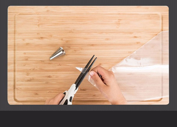 100 Pcs Decorating Icing Piping Bag Disposable (Small)