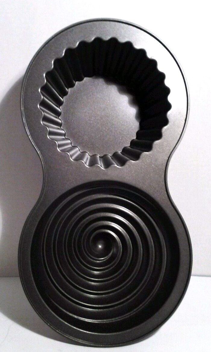 2-Cup-Cake-Maker-Non-Stick-Giant-Cupcake-Mould-Jumbo-Cake-Mold-Price-In-Pakistan-2
