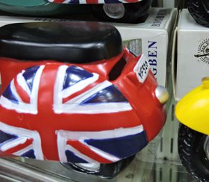 Vintage-Style-Vespa-Scooter-Coin-Bank.