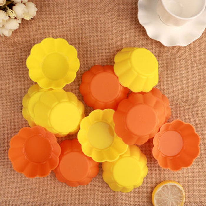 12Pcs-Silicone-Cake-Muffin-Cupcake-Liner-Cookie-Mold-Flower-Price-In-Pakistan-1