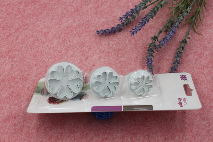 3-Pcs-Five-Hearts-Shape-Cake-Mould-Price-In-Pakistan-2