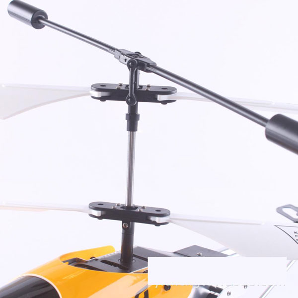 3-5-Channels-Rc-Helicopter-With-Gyro-Br6801-Price-In-Pakistan6