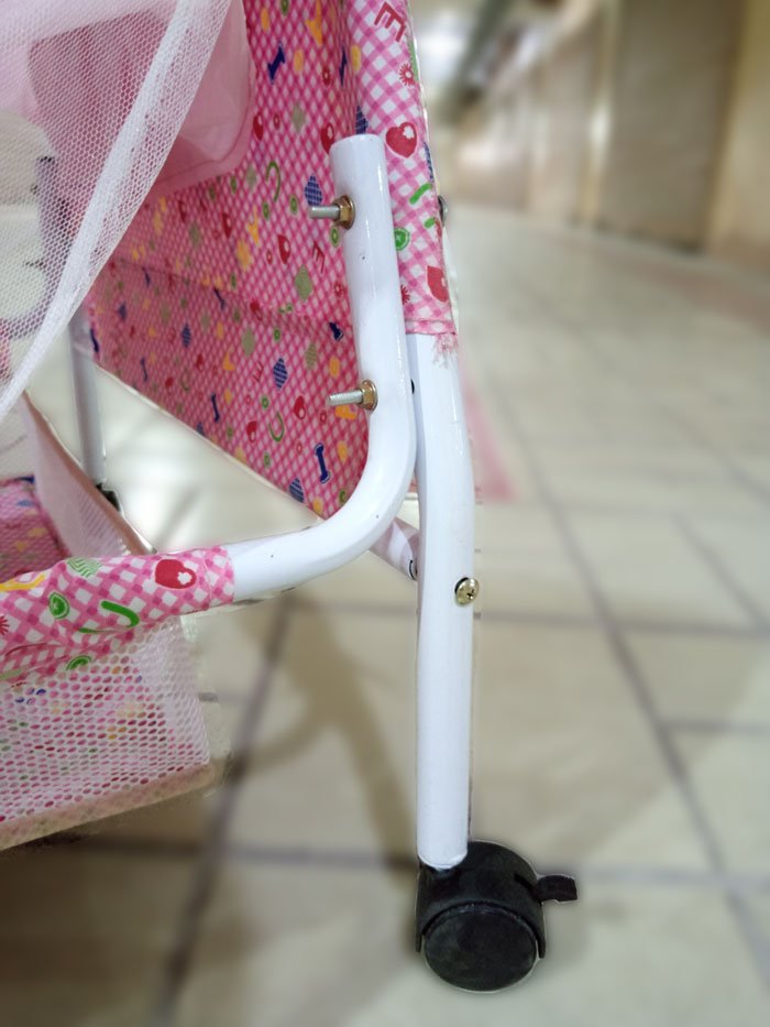 High Quality Baby Sleeping Cot Pink