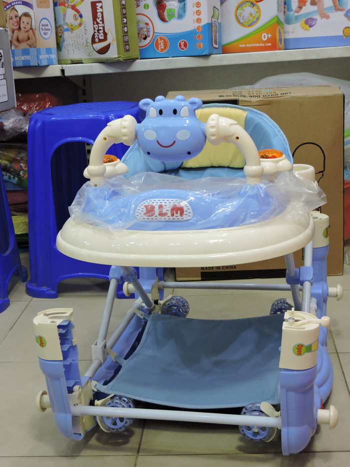 luxury-model-baby-walker-with-music-and-conopy-in-pakistan-2