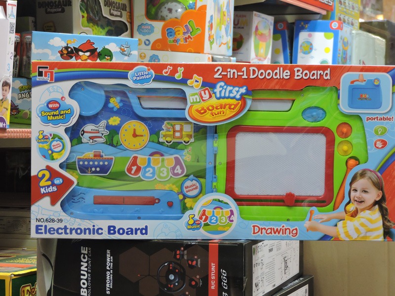 My-First-Board-Fun-2-In-1-Electronic-Doodle-Drawing-Board1