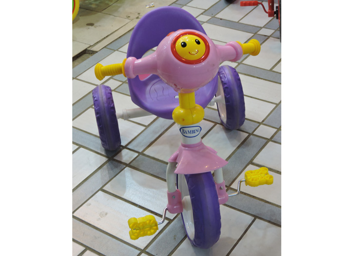 New-Baby-Tricycle-Smily-Face-3