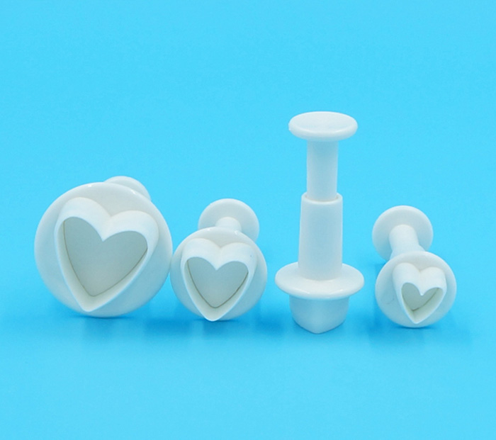Heart-Shape-Plunger-Cutter-4-Pcs-Set-Price-In-Pakistan-3
