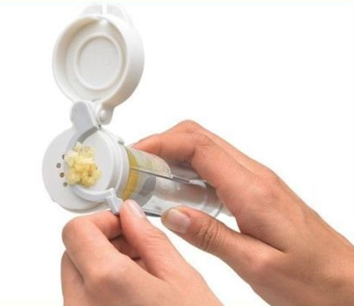 Chef'N Garlic Machine Garlic Press