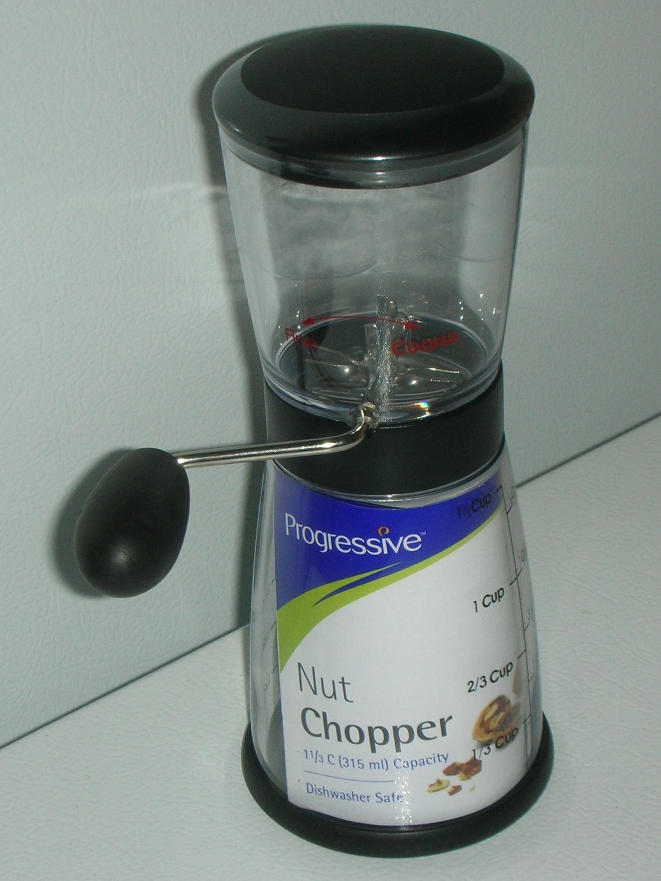 nut-chopper-grinder
