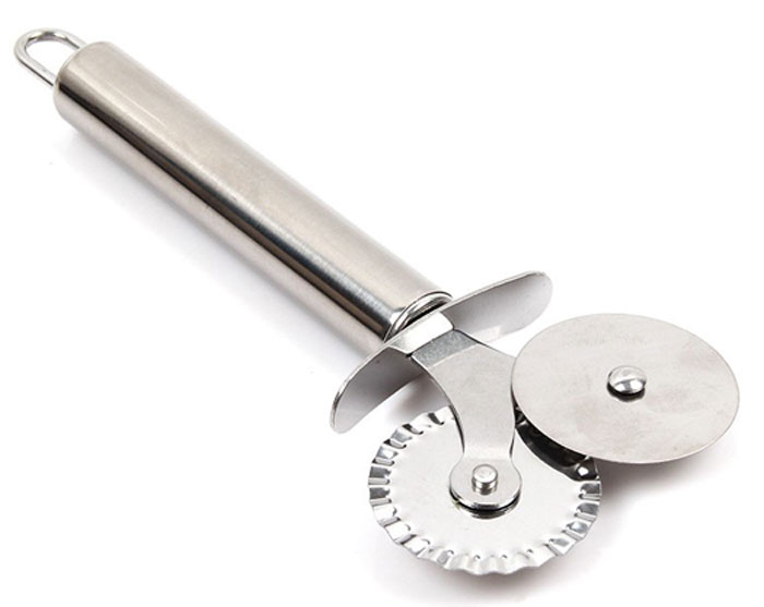 Stainless-Steel-Double-Roller-Round-Knife-Pizza-Wheel-Price-In-Pakistan-1