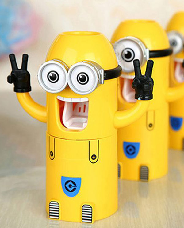 Minions Toothpaste Dispenser &Amp; Toothbrush Holder