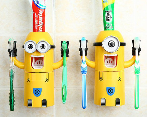 Minions Toothpaste Dispenser &Amp; Toothbrush Holder