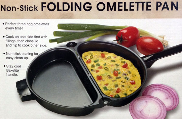 Deluxe Folding Nonstick Omelet Pan