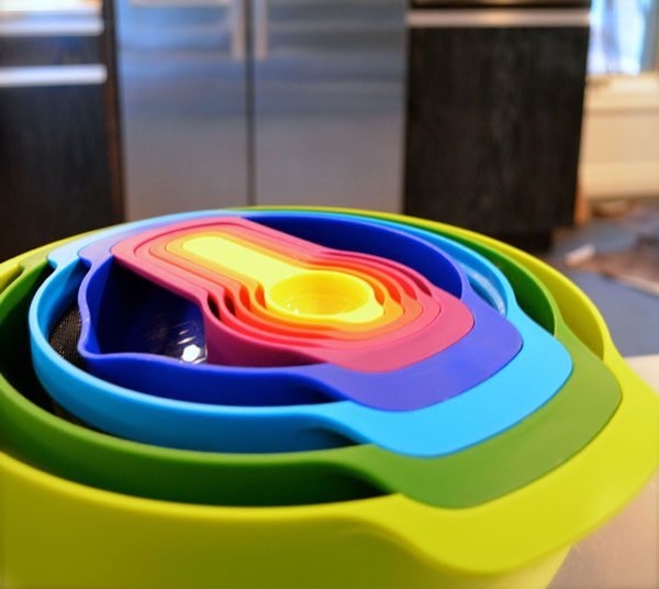 9 Piece Multicolor Measuring Cups And Spoons Bowl Set