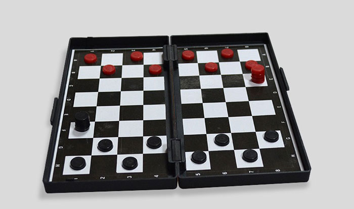 3 In 1 Magnetic Game On Ludo Checkers Chess Travel Game 3938A