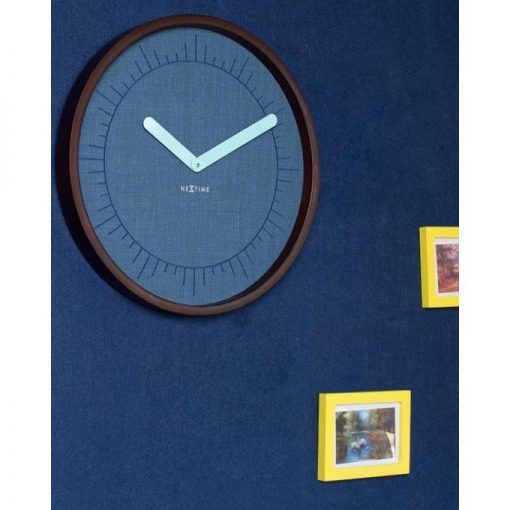 3201 - Calmest - Wall Clock - Netherlands