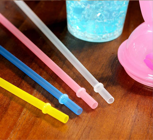 High Quality Plastic Water Bottle Lovely Straw One Piece