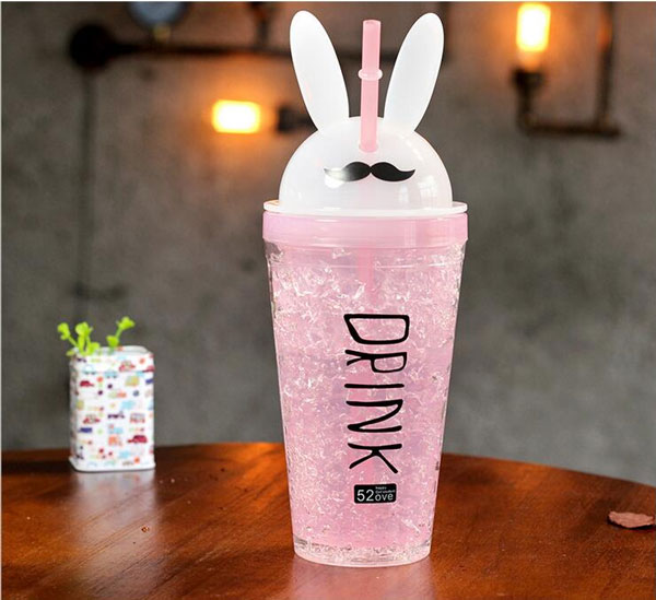 High Quality Plastic Water Bottle Lovely Straw One Piece