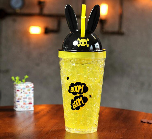 High Quality Plastic Water Bottle Lovely Straw One Piece