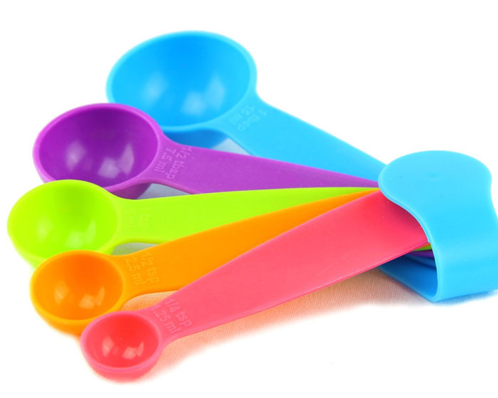 Buy Rainbow Measuring Spoons Set 5 Pcs Set at Best Price in Pakistan
