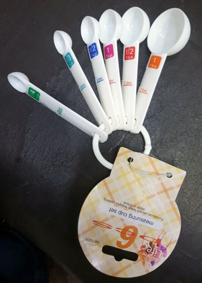 Measuring Spoons - Plastic Set Of 6