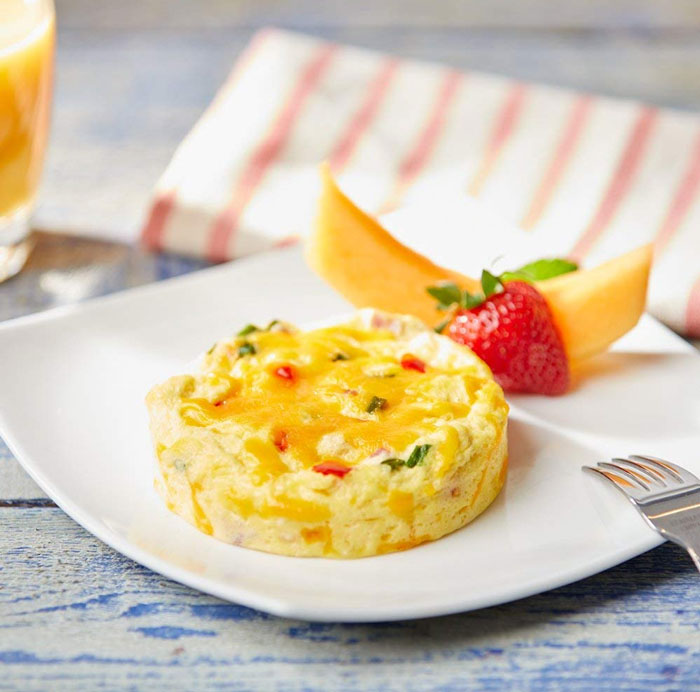 Copper Chef Egg Deluxe Electric Egg Cooker Makes Up To 14 Eggs At A Time 7 Copper Chef Egg Deluxe Electric Egg Cooker Makes Up To 14 Eggs At A Time