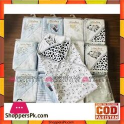 Little Duck 1pcs Hooded Blanket - Random Design