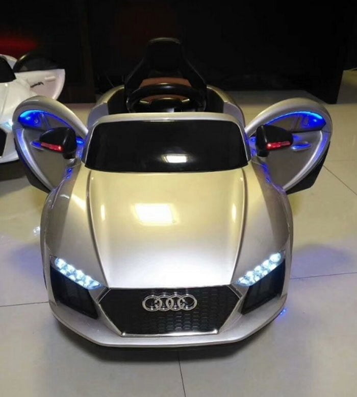 Audi 7586 Kids Car With Remote Control