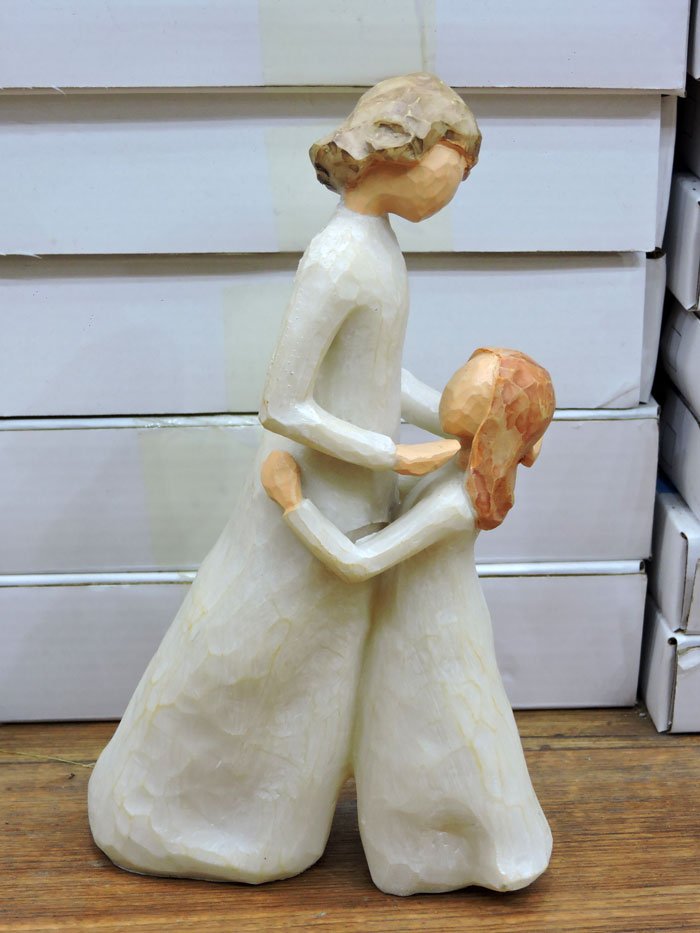 Table Decoration Willow Tree Mother &Amp; Daughter Figure 4 Table Decoration Willow Tree Mother &Amp; Daughter Figure