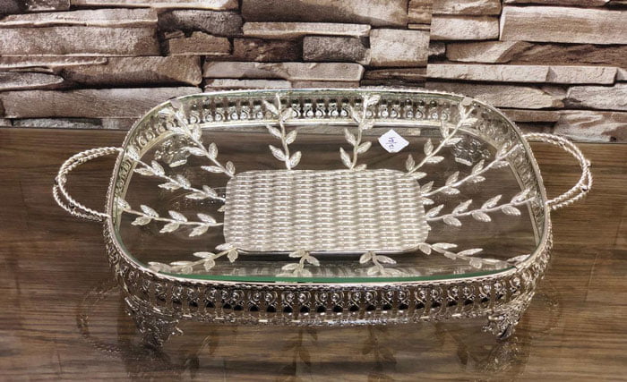 High Quality Glass Flower Design Serving Dish