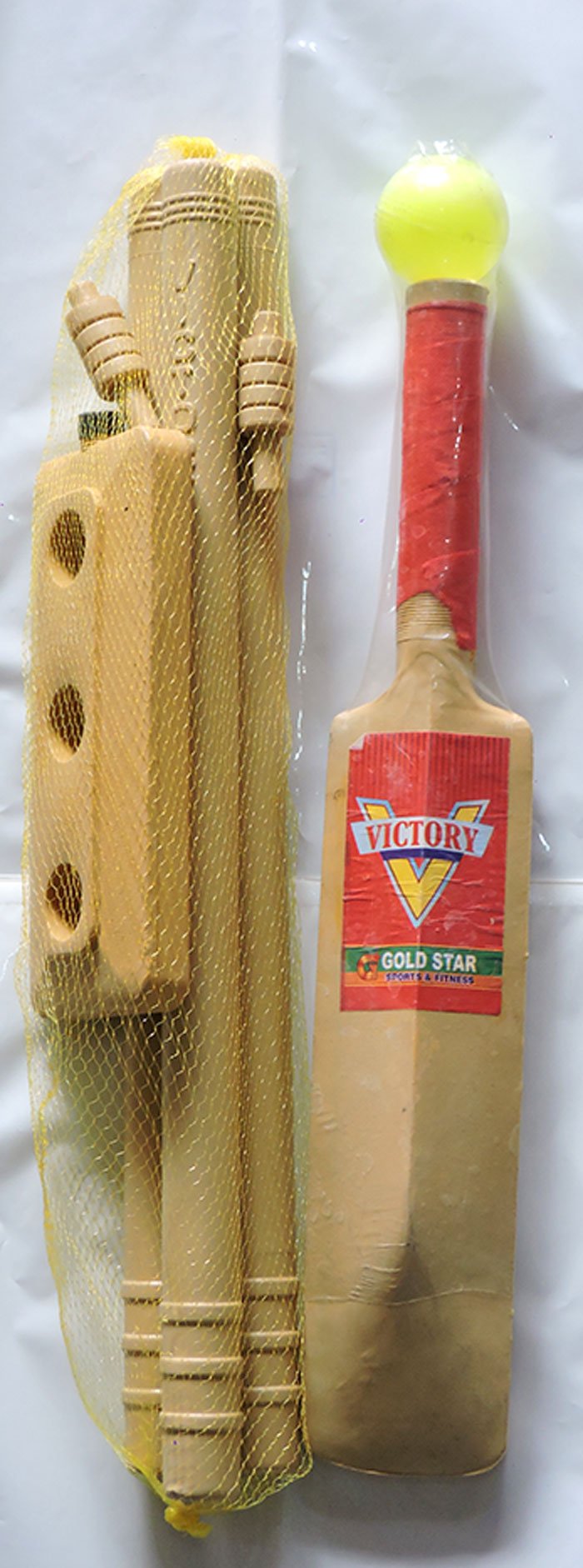 Small Cricket Bat Cricket Ball With Wicket Set For Kids Size 2