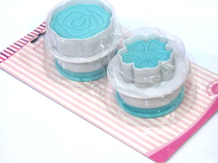 Blue Dogwood Plunger Fondant Cutter 2 Piece