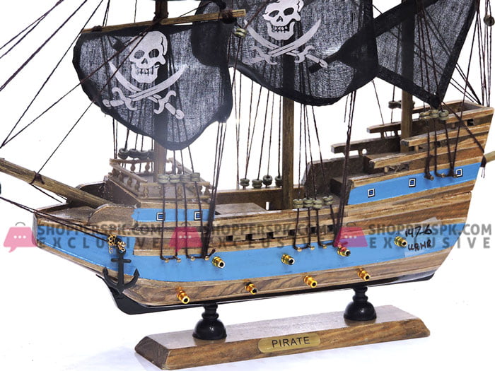 Table Decoration Wooden Material Pirate Ship