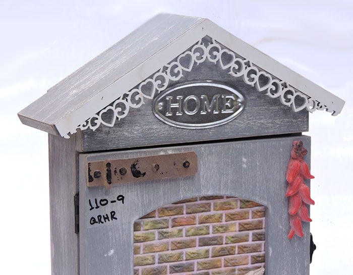 Wooden Key Cabinet Holder With Door Lock