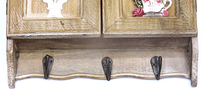 Wooden Key Cabinet Holder With Magnetic Door