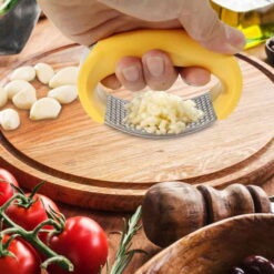 Garlic Press Stainless Steel Garlic Crusher Kitchen Kit With Plastic Handle