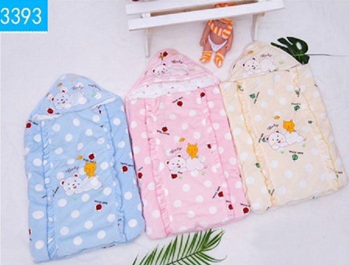 2 In-1 Hooded Baby Carry Nest &Amp; Wrapping Shawl - Random Design