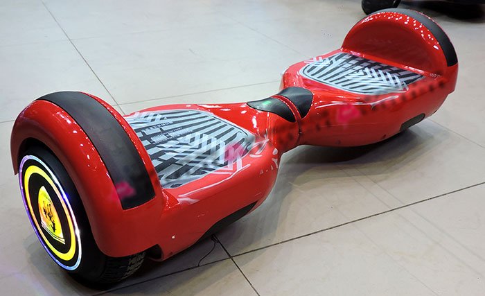 Auto Hoverboard With Brushless Motor Whell Light And Top Light