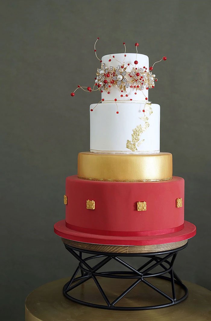 High Quality Wooden Cake Stand Wedding Cake Decoration