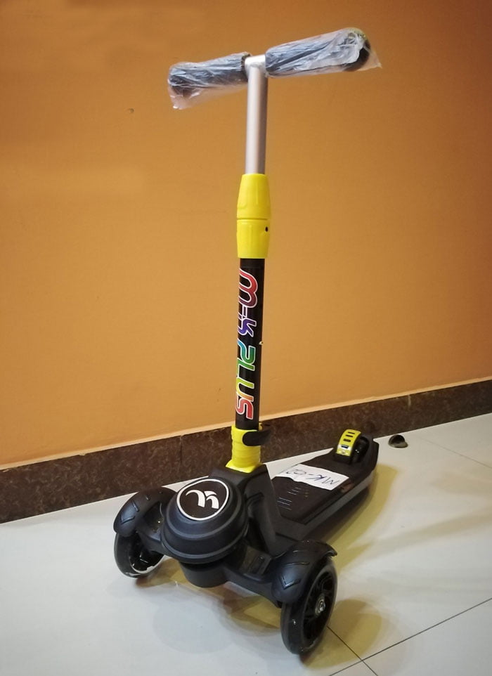 Kids 3 Wheel Push Kick Scooter - Led Light Up Wheels - Perfect For Children Super Strong Foldable Design - Adjustable Handlebar