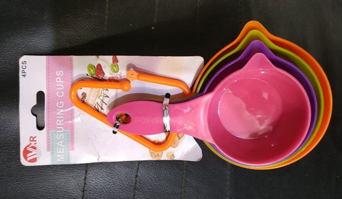 Plastic Measuring Cups 4 Pcs Set