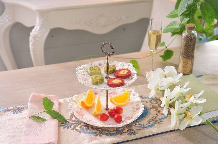 Goldkish Porceline 2 Tier Cake Stand Cupcake Stand