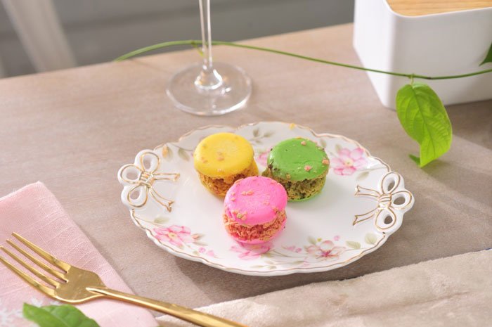 Goldkish Porceline Serving Plates 6 Piece Set 8 Inch 4 Goldkish Porceline Serving Plates 6 Piece Set 8 Inch