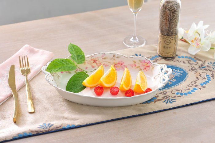 Goldkish Porceline Serving Dish Deep Oval 16 - Inch