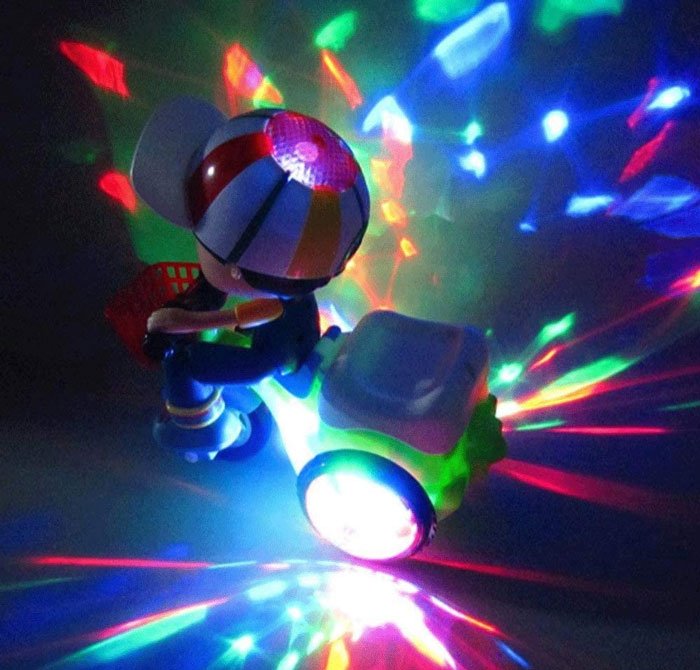 Stunt Electric Tricycle Toy Car Lighting Effect 360 ° Rotating