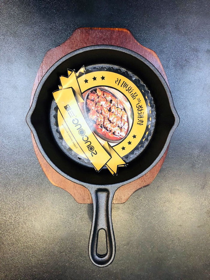 Cast Iron Skillet Pan With Wood Base Durable Fry Pan -10 Inch